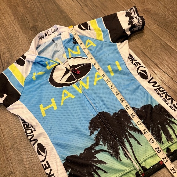 Betty Designs Cycling Jersey Skull Women's Size Medium Kona Hawaii Pockets NWOT - Picture 5 of 10